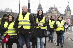 Betoging van ‘gele hesjes’ in Amsterdam. beeld ANP, Evert Elzinga