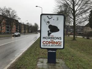 "The mormons are coming" luidt het in de aankondiging voor een musical over de mormonen. beeld RD