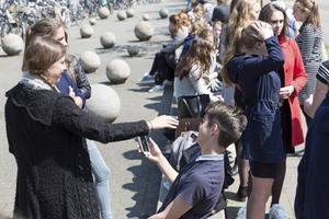 Juist in het onderwijs praktiseert Nederland een inclusieve neutraliteit. Iedereen is daarbij voor de overheid gelijk. beeld Sjaak Verboom
