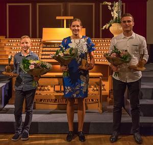 De winnaars van het Feike Asma Concours 2019 (v.l.n.r.): Jonathan van der Pligt, Idelette van den Assem en Rob den Hertog. beeld Johannus Orgelbouw