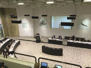 Een Statenvergadering in Zuid-Holland. beeld Flip Mak