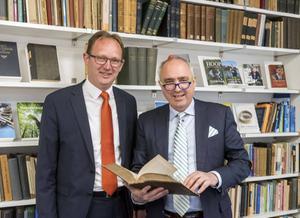CU-Europarlementariër en lijsttrekker Peter van Dalen (r.) met SGP-nieuwkomer Bert-Jan Ruissen (l.). beeld Ruben Schipper Fotografie