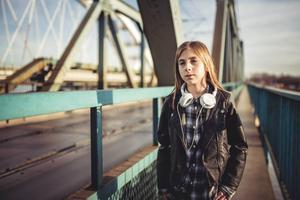 De samenleving moet zich het lot van jongeren met grote gedragsproblemen meer aantrekken, vindt onderzoekster Maria de Jong-de Kruijf.  beeld Istock