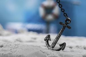 Als het morele anker van het geloof in God én het sociale anker in de familie worden gelicht, raakt de mens vatbaar voor de misleiding van absolute vrijheid en seksuele bevrediging. beeld iStock