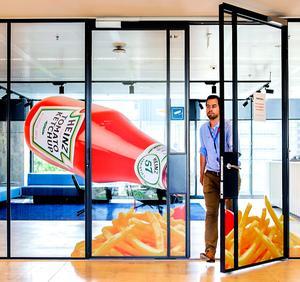 Interieur van een innovatiecentrum van Kraft Heinz op de Amsterdamse Zuidas. beeld ANP