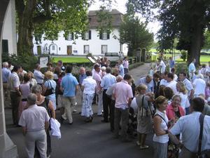 Kerkgangers in Interlaken. beeld Arie de Bruin