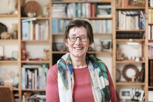 Annemarie Prins was twintig jaar het gezicht van christelijk kinderboekenland, maar deed veel werk onzichtbaar, vanuit haar woonkamer in Zwolle.  beeld Sjaak Verboom