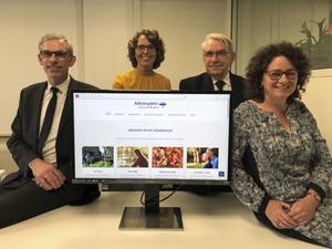 Betrokkenen bij het adviesplein Gemeente en Gezin, uitgaande van de Gereformeerde Gemeenten. V.l.n.r. P. D. Qualm, Sofieke van Olst-Vogelaar, N. J. Teerds en Gertrude de Regt. beeld RD