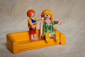 Kinderen die op stoelen staan, oh nee, daar dacht ik niks van. Toch? beeld RD, Anton Dommerholt