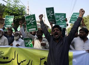 Protest in Karachi tegen de vrijlating van Asia Bibi. beeld AFP
