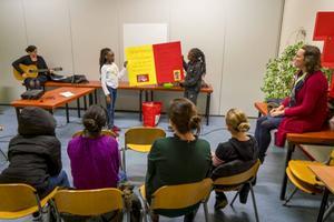 Bijbelclubwerk in Rotterdam-Zuid. beeld Cees van der Wal