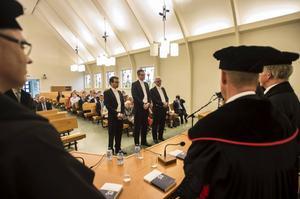 Drs. Henk de Waard promoveerde vrijdagmiddag cum laude aan de Theologische Universiteit Apeldoorn op een studie naar Jeremia 52. beeld Carel Schutte