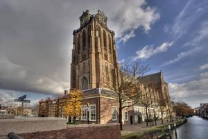 „Deze erfenis van Luther, verdedigd in Dordrecht, is actueler dan ooit in een tijdsgewricht waarin de autonome mens zich volop laat gelden, ook binnen de kerk.”