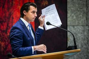 Thierry Baudet van Forum voor Democratie tijdens het debat in de Tweede Kamer over het Marrakesh migratiepact. beeld ANP
