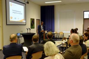 Dr. C. M. A. van Ekris. beeld RD