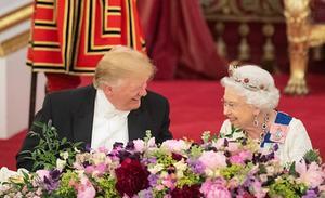 Trump en koningin Elizabeth. beeld AFP