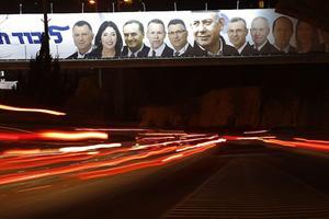 In Israël is het aftellen begonnen. Dinsdag gaat de bevolking naar de stembus om een nieuw parlement te kiezen. beeld AFP, Ahmad Gharabli