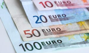 Kamerlid Eppo Bruins (CU) vindt contant geld belangrijk voor de opvoeding van kinderen. beeld ANP, Lex van Lieshout