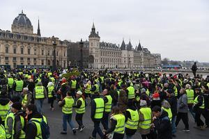Een eerdere demonstratie van gele hesjes in Parijs. beeld AFP