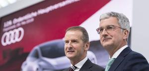 VW-topman Herbert Diess (links).  beeld EPA