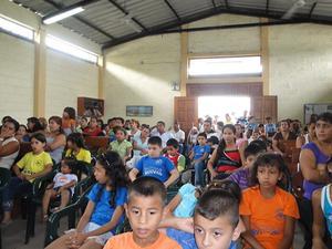 Een gemeente in Ecuador, zendingsland van de ZGG. beeld Familie Knapen