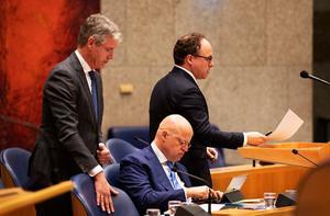 De ministers Grapperhaus, Slob en Koolmees tijdens het Tweede Kamerdebat over het Cornelius Haga Lyceum. beeld ANP