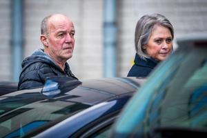 Peter (L) en Berthie Verstappen komen aan bij de rechtszaal voor de pro-formazitting tegen Jos B. inzake betrokkenheid bij de dood van Nicky Verstappen. beeld ANP