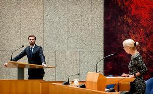 D66-Kamerlid Sjoerdsma (L) en minister Kaag. beeld ANP