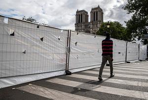 Afzetting rondom de Notre-Dame. beeld EPA