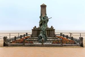 Onbedoeld benadrukken de goede bedoelingen van Smijtegelt en Heurnius juist hoe gering en zonder invloed het kerkelijk verzet tegen de slavernij was. Foto: slavernijmonument in het Belgische Blankenberge. beeld iStock