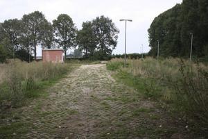 Op het voormalige radarstation van Luchtverkeersleiding Nederland in Herwijnen wil Defensie een radartoren plaatsen. Herwijnen blijft zich verzetten tegen de komst van de toren.  beeld André Bijl