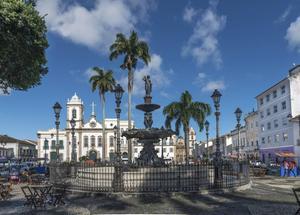 „Het Nederlandse kolonialisme in Brazilië werd mede gedragen door het motief om universeel Bijbels georiënteerde gerechtigheid ingang te doen vinden. Tegenwoordig kent dit land geen Nederlands geïnspireerde bestrijding van corruptie en vriendjespolitiek meer.” Foto: Salvador, een stad Noordoost-Brazilië. beeld iStock