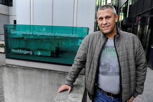Ex-crimineel en misdaadverslagever Martin Kok werd op 8 december 2016 om het leven gebracht. De Schotse Christopher Hughes wordt verdacht van betrokkenheid bij de moord. beeld ANP, Evert Elzinga