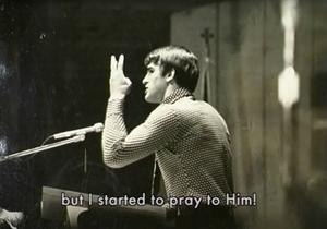 Sergei Kourdakov trok in 1972 volle zalen met zijn bekeringsverhaal. Achteraf blijkt zijn biografie veel vragen op te roepen.  beeld uit documentaire ”Forgive me, Sergei”
