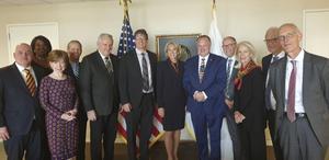 Het Nederlandse onderwijsmodel heeft de interesse van de Amerikaanse onderwijsminister Betsy DeVos, zo bleek tijdens een ontmoeting van een onderwijsdelegatie van Transatlantic Christian Council (TCC) met haar in Washington DC. beeld TCC