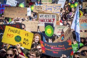 De klimaatcrisis is een generatieconflict geworden, aldus prof. dr. Jan Hoogland. „Een hoopvol perspectief is nodig.”  beeld ANP, Marcel van Hoorn