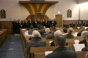 Ds. M. K. de Wilde, hervormd predikant te Sommelsdijk, sprak woensdagavond tijdens een Reformatieherdenking in de Nieuwe Kerk in Beneden-Hardinxveld. Aan de avond verleende ook het Christelijk Streekmannenkoor Asaf zijn medewerking. beeld Rob Kamminga