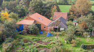 De boerderij aan de Buitenhuizerweg in Ruinerwold. beeld ANP
