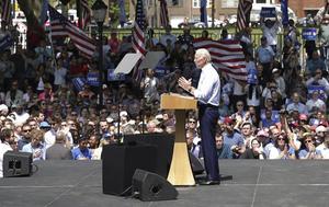 Joe Biden bij de aftrap van zijn campagne voor het presidentsschap, 18 mei 2019 in Philadelphia, Pennsylvania. beeld AFP, Dominick Reuter