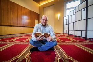 Jacob van der Blom, voorzitter van stichting de Blauwe Moskee in Amsterdam. beeld Cees van der Wal