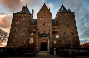 De bijeenkomst in Slot Loevestein is ook de officiële aftrap van de landelijke opening voor het vieren van 75 jaar VN. beeld ANP, KOEN VAN WEEL