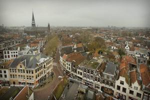 Dr. B. Loonstra telt in Gouda zo’n twintig kerken, een situatie die hij „niet normaal” noemt. beeld RD, Henk Visscher