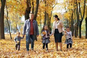 „Kinderen hebben behoefte aan stabiele en geborgen gezinnen.” beeld iStock
