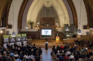 De Protestantse Theologische Universiteit (PThU) opende maandag in de Amsterdamse kerk Vrijburg het nieuwe academisch jaar. beeld Ronald Bakker