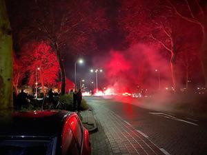 Ongeregeldheden in Urk, zaterdagavond. beeld ANP/Ginopress