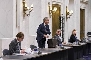 Minister Slob voor Basis- en Voorgezet Onderwijs in de Tweede Kamer net voor aanvang het het debat over aanscherping van de burgerschapseis aan scholen.  beeld ANP, Phil Nijhuis