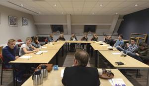 Archieffoto: Een catechisatieles in de hersteld hervormde gemeente van Schoonrewoerd. beeld William Hoogteyling