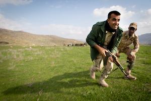 Nederlanders trainden Koerdische Peshmerga-strijders in 2015 in Irak om hen te ondersteunen in de strijd tegen Islamitische Staat. beeld ANP