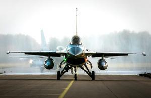 Als copiloot van een zorgvrager zul je de snelheid en hoogte van een F-16 niet be-reiken, maar je reisdoel ligt wel verder. beeld ANAP, Remko de Waal