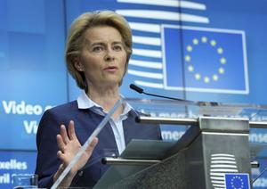 Door een noodpakket en een ”herstelfonds” ten behoeve van EU-lidstaten die financieel wanbeheer pleegden, zou het Europese begrotingsbedrag kunnen verdubbelen, opperde EC-voorzitter Von der Leyen na de laatste EU-top. beeld EPA, Olivier Hoslet